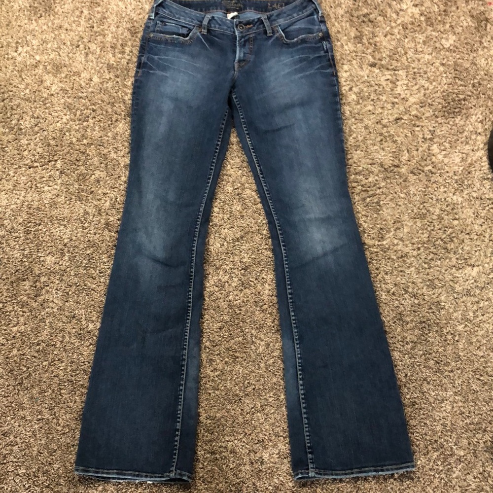 Woman’s Silver Jeans Size 30